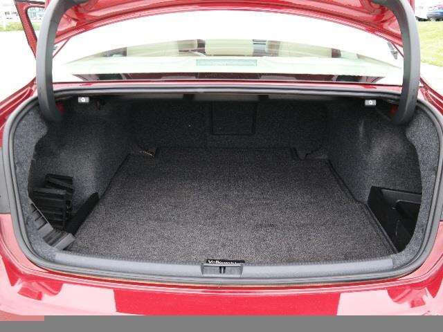 2015 Volkswagen Passat TDI SEL Premium 4dr Sedan 6A